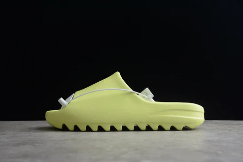 Tênis Adidas Yeezy Slide "Glow Green"