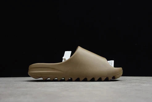 Tênis Adidas Yeezy Slide "Core"