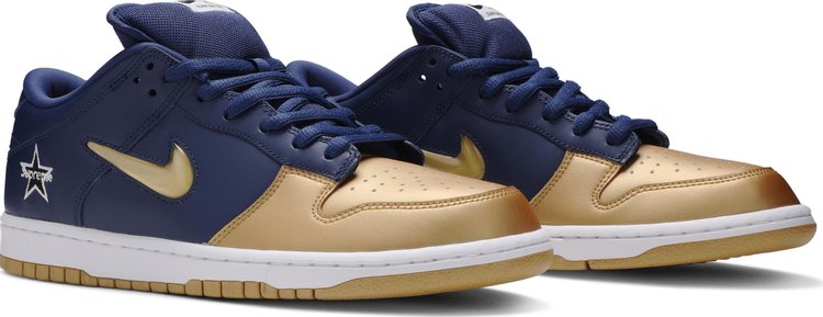 Supreme x Dunk SB Low QS 'Metallic Gold'