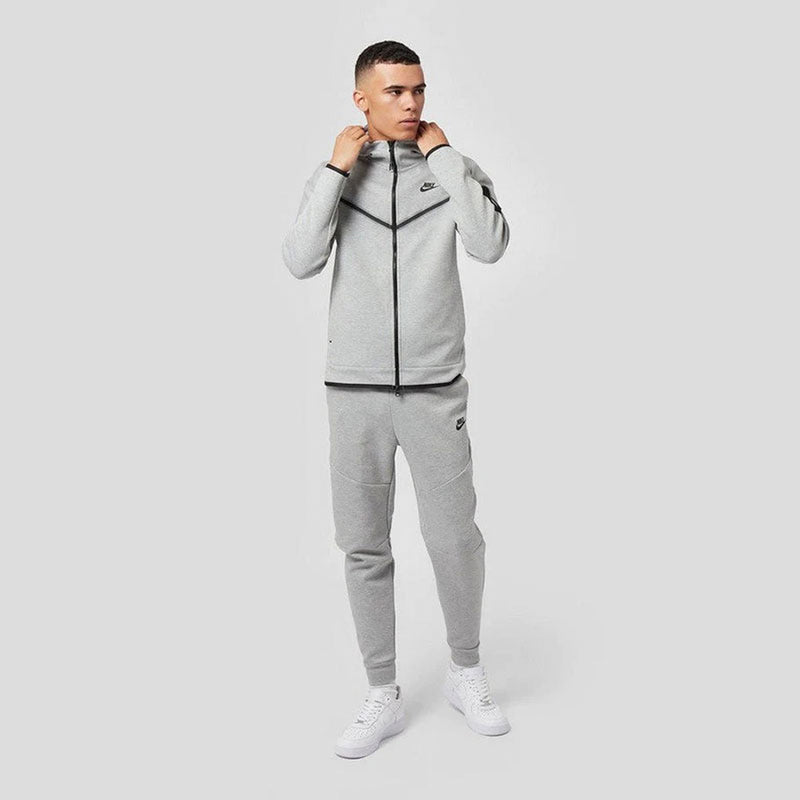 Conjunto Nike Tech Fleece Cinza