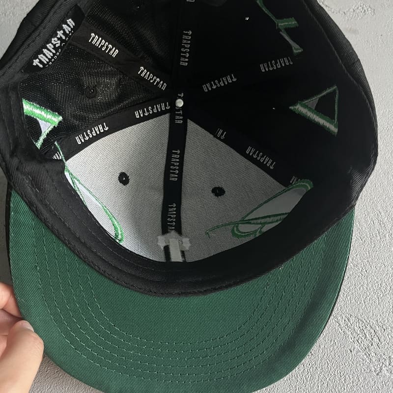 Trapstar Script Fitted Cap Black/Green