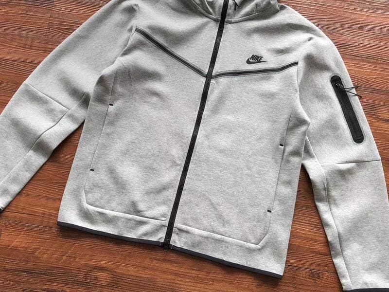 Jaqueta Nike Tech Fleece Cinza