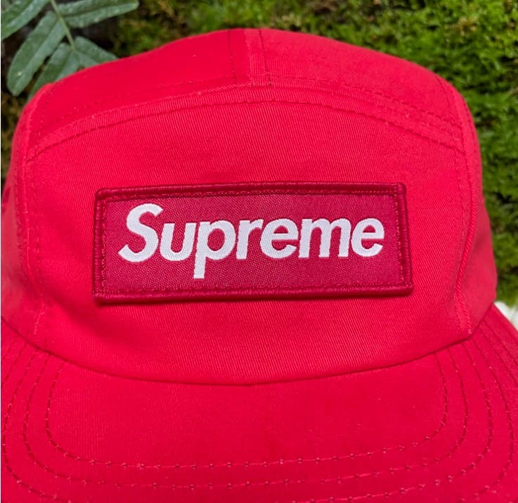 Boné Supreme Military Camp Red